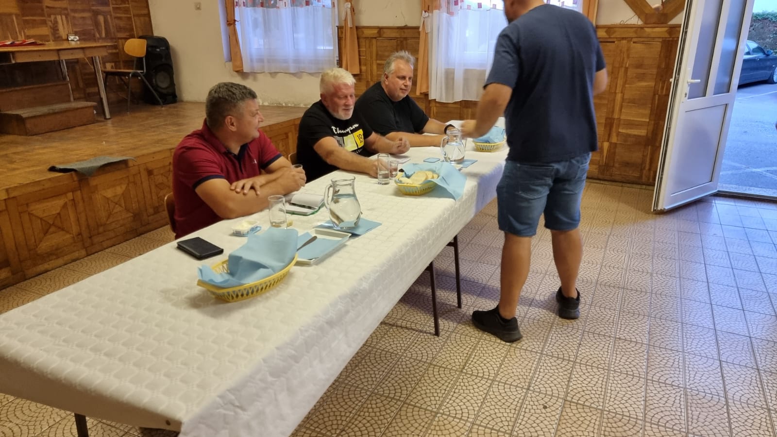 Stručno povjerenstvo degustira rakije