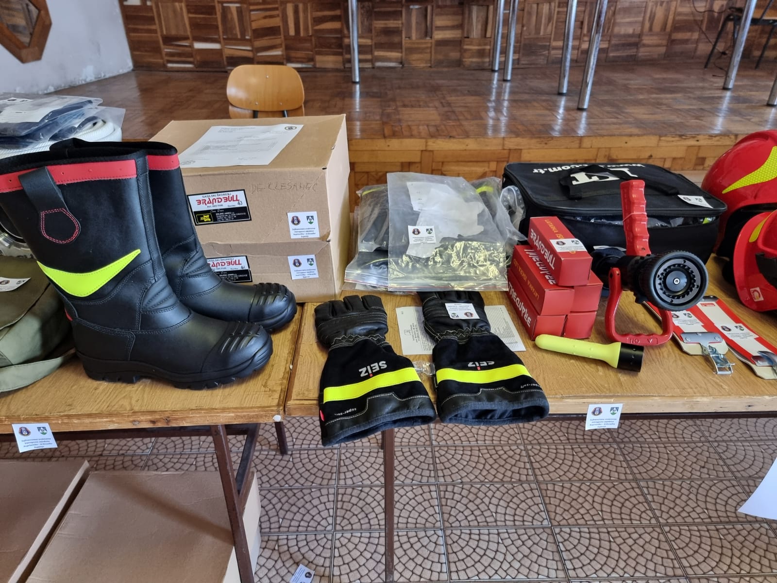 Nova vatrogasna oprema za DVD društva općine Gornja Rijeka