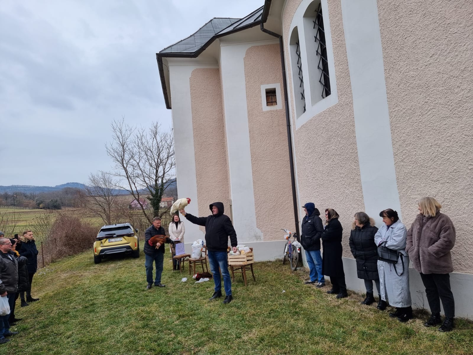 Pijetao prodan na licitaciji domaćih proizvoda u Dropkovcu